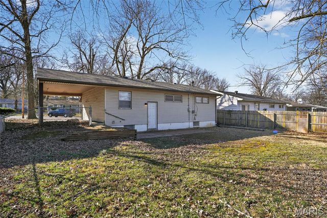 10108 Jett Drive, Dellwood, MO 63136