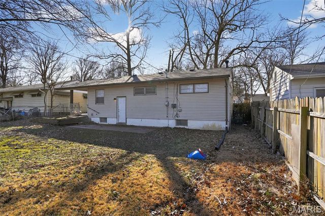 10108 Jett Drive, Dellwood, MO 63136