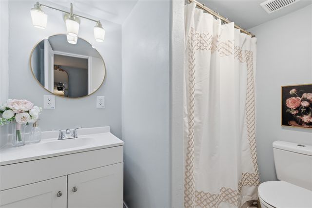 203 Applewood Court, Mckinney, TX 75071