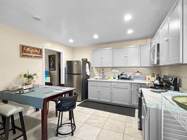 75 Dora Rosas Ln, Tabor City, NC 28463