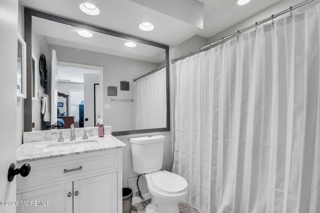 402 Brookview Court, Howell, NJ 07731