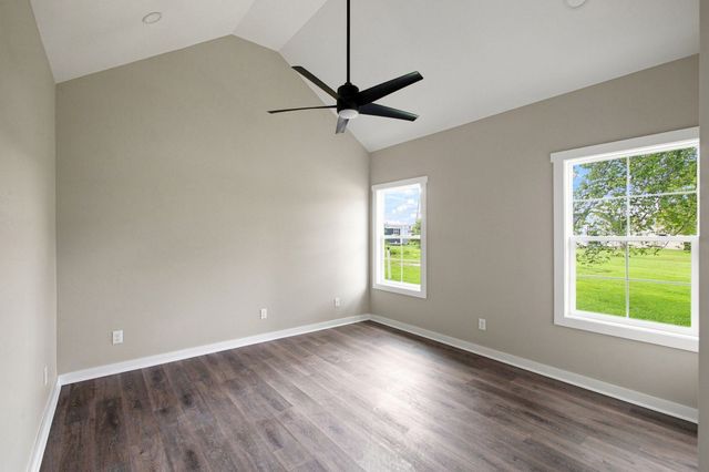 207 Scott St, Dickson, TN 37055