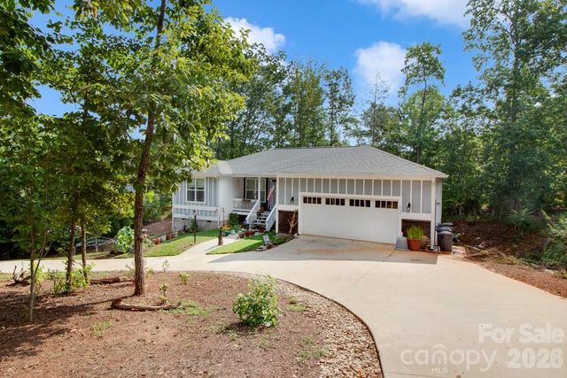243 Dublin Lane, Columbus, NC 28722