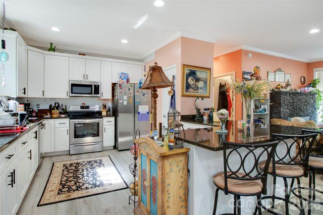 243 Dublin Lane, Columbus, NC 28722