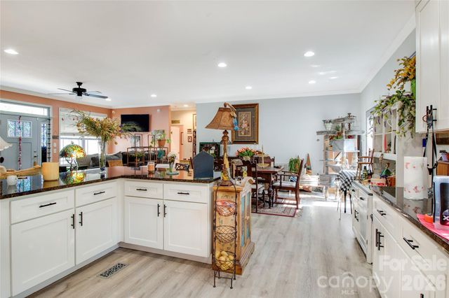 243 Dublin Lane, Columbus, NC 28722
