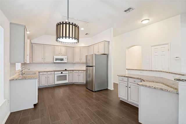 9021 Floyd Drive, Plano, TX 75025
