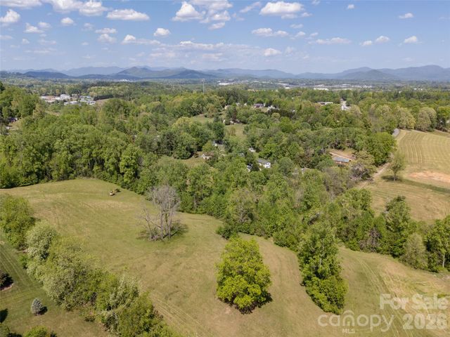 154 High Pasture Trail, Mills River, NC 28759