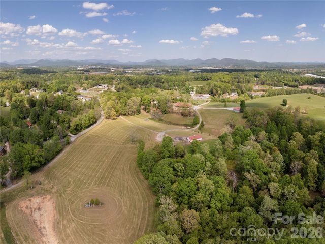 154 High Pasture Trail, Mills River, NC 28759