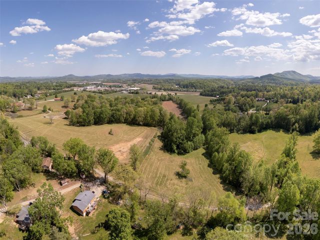 154 High Pasture Trail, Mills River, NC 28759