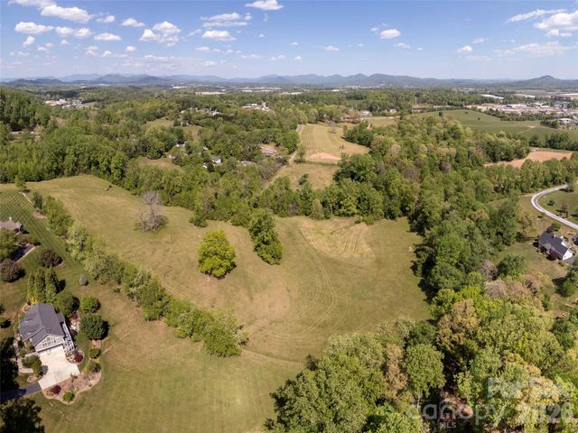 154 High Pasture Trail, Mills River, NC 28759