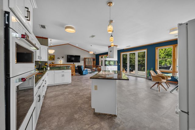 139 Waterfront Court, Hot Springs, AR 71913