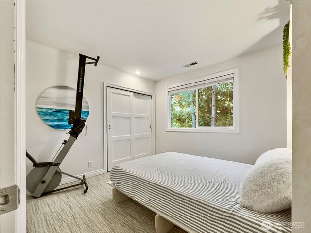 4017 239th Place SE, Sammamish, WA 98029