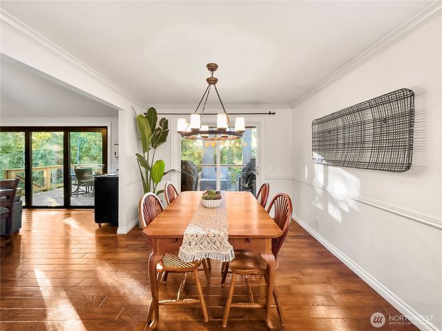 4017 239th Place SE, Sammamish, WA 98029