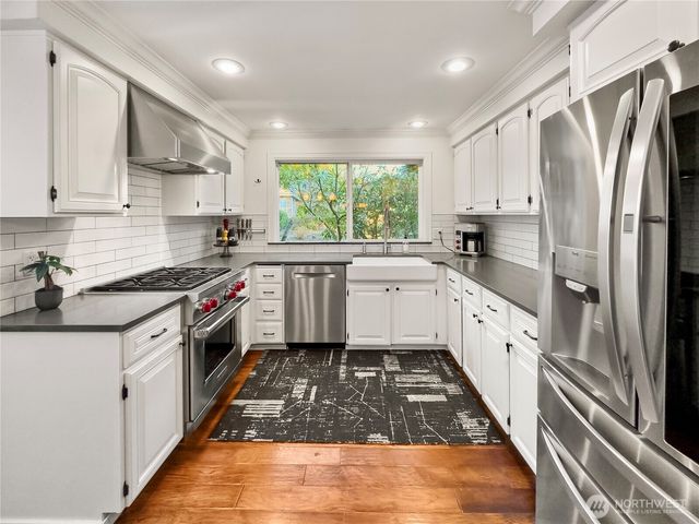 4017 239th Place SE, Sammamish, WA 98029