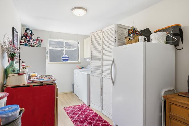 306 SE 8th Street, Madras, OR 97741