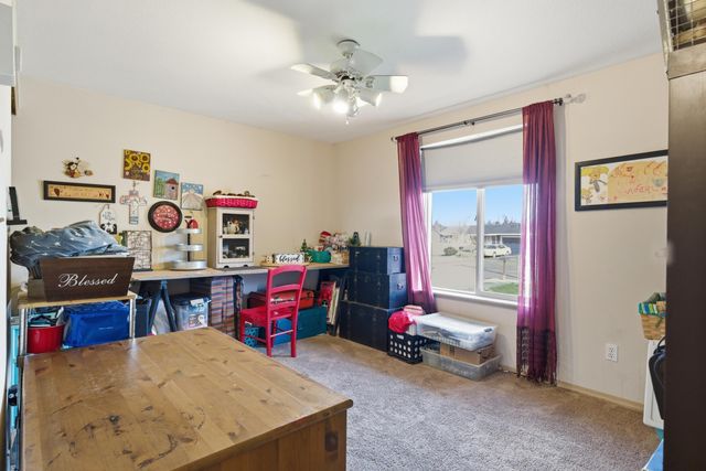 306 SE 8th Street, Madras, OR 97741