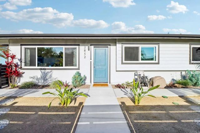 2852 Yvonne St, Oceanside, CA 92056