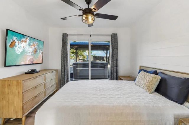 2852 Yvonne St, Oceanside, CA 92056