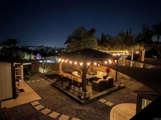 2852 Yvonne St, Oceanside, CA 92056