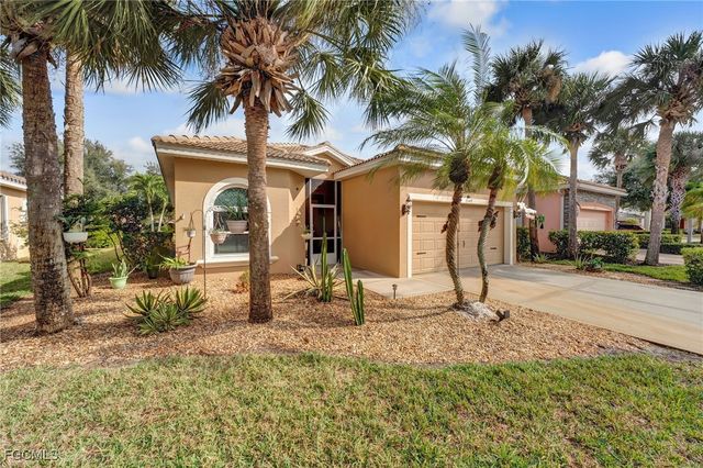 2549 Deerfield Lake CT, Cape Coral, FL 33909