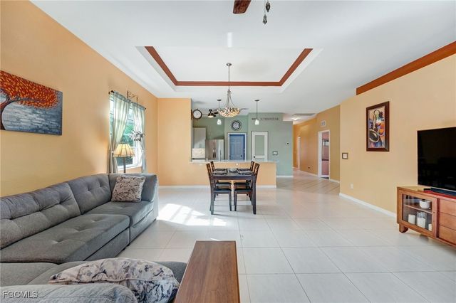 2549 Deerfield Lake CT, Cape Coral, FL 33909