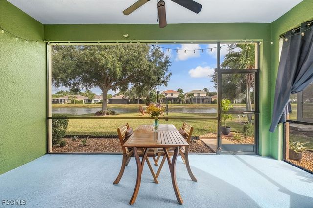 2549 Deerfield Lake CT, Cape Coral, FL 33909