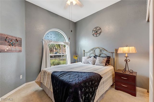 2549 Deerfield Lake CT, Cape Coral, FL 33909