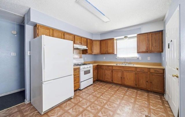 406 E 34th Street, Houston, TX 77018