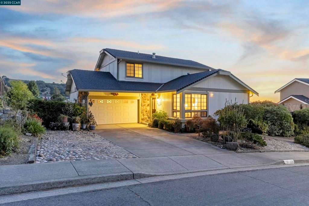 166 Duperu Dr, Crockett, CA 94525
