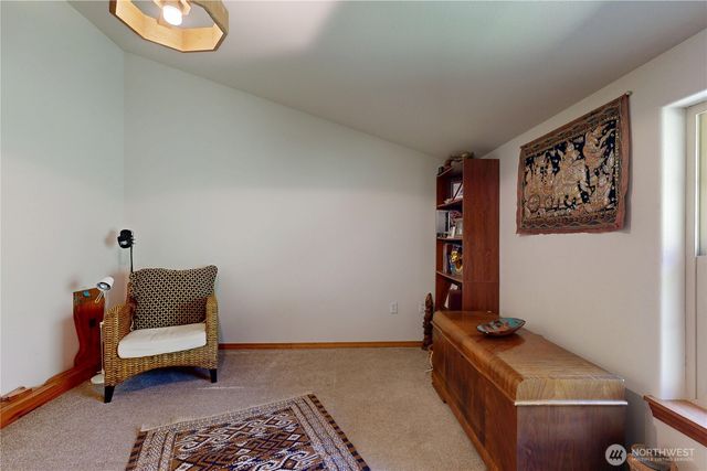 18 Blue Creek Road, Walla Walla, WA 99362