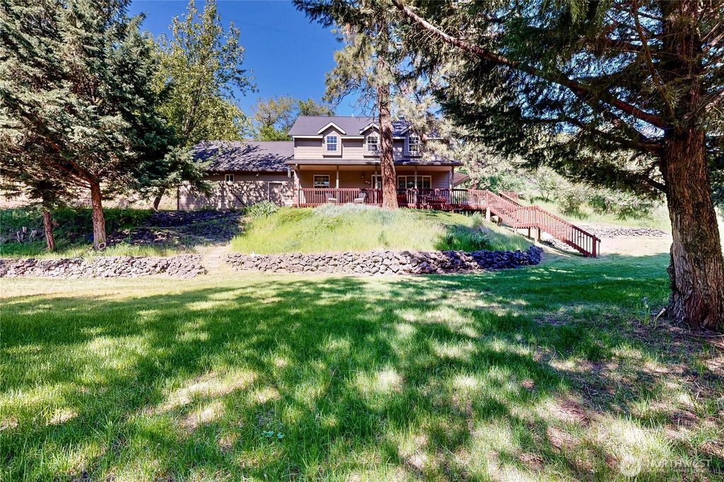 18 Blue Creek Road, Walla Walla, WA 99362