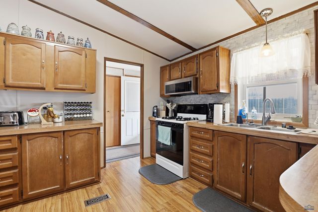 5621 MERCURY DR, Rapid City, SD 57703