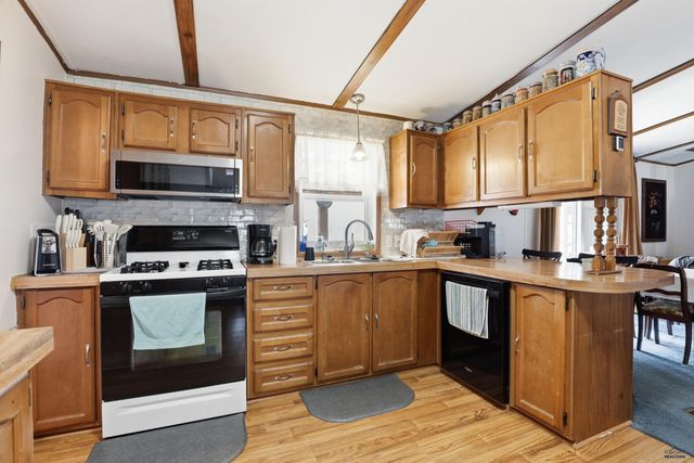 5621 MERCURY DR, Rapid City, SD 57703