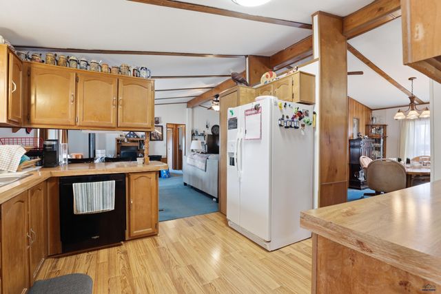 5621 MERCURY DR, Rapid City, SD 57703