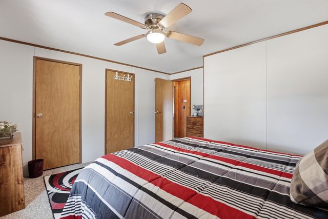 5621 MERCURY DR, Rapid City, SD 57703