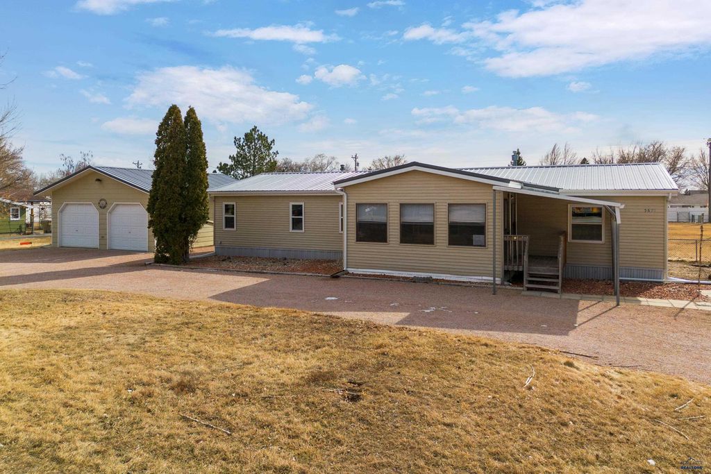 5621 MERCURY DR, Rapid City, SD 57703