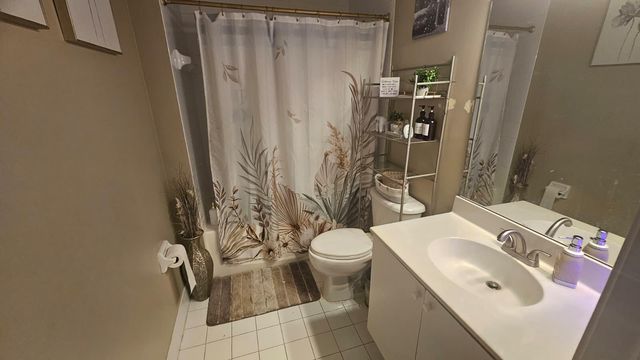 1145 Golden Lakes Boulevard 725, West Palm Beach, FL 33411