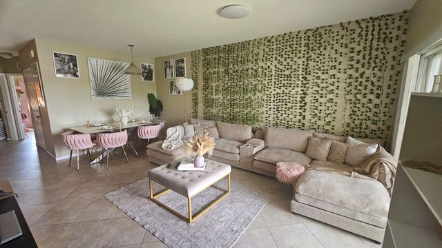 1145 Golden Lakes Boulevard 725, West Palm Beach, FL 33411