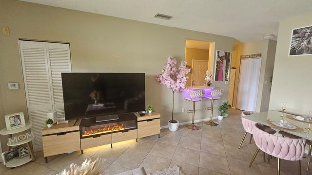 1145 Golden Lakes Boulevard 725, West Palm Beach, FL 33411