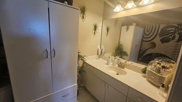 1145 Golden Lakes Boulevard 725, West Palm Beach, FL 33411