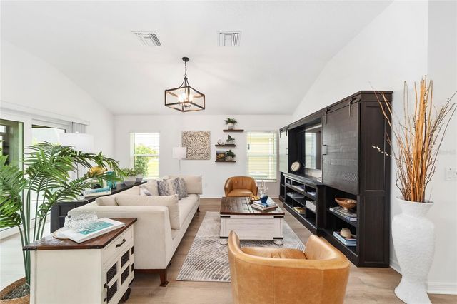6557 MCKNIGHT LOOP, The Villages, FL 34762
