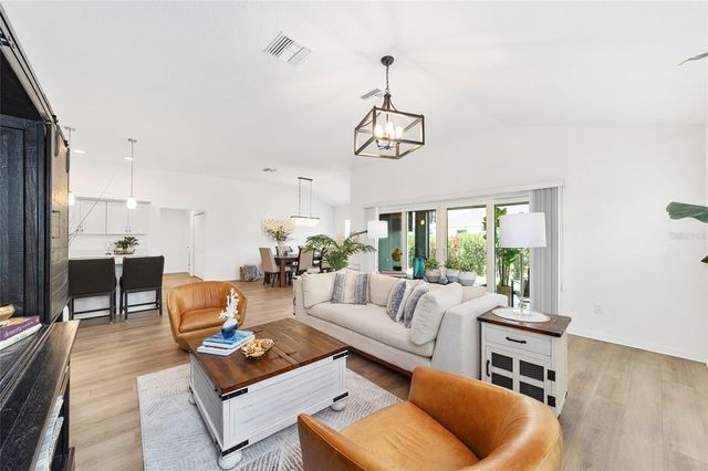 6557 MCKNIGHT LOOP, The Villages, FL 34762