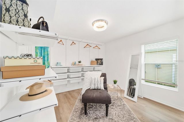 6557 MCKNIGHT LOOP, The Villages, FL 34762