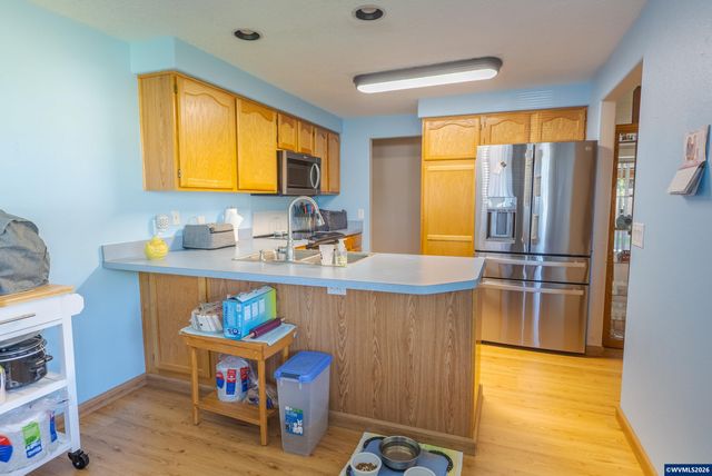7077 Ridgemont Dr N, Keizer, OR 97303