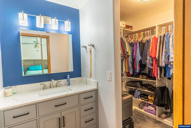 7077 Ridgemont Dr N, Keizer, OR 97303