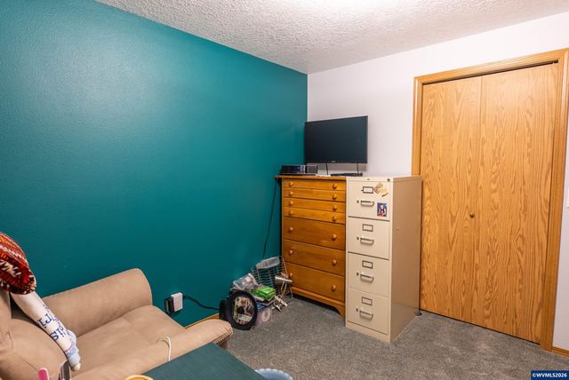 7077 Ridgemont Dr N, Keizer, OR 97303
