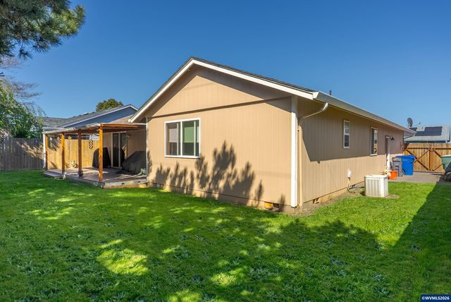 7077 Ridgemont Dr N, Keizer, OR 97303