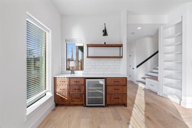 3802 Commerce Street, Houston, TX 77003