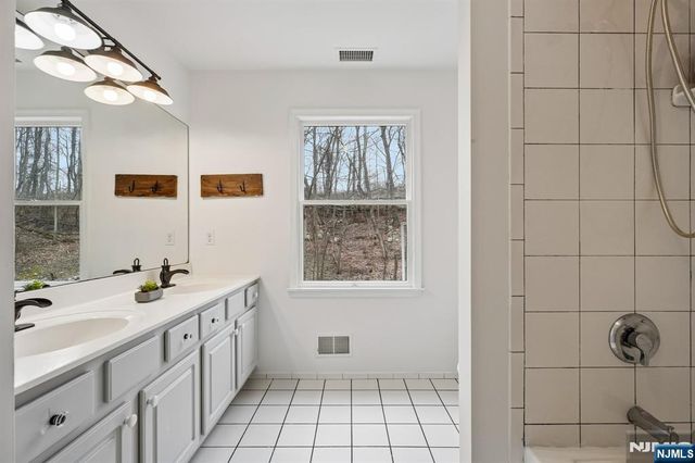 75 Mount Hermon Road, Blairstown, NJ 07825