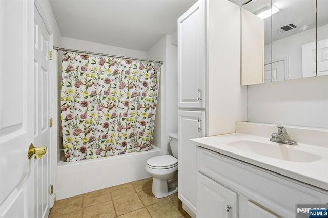 75 Mount Hermon Road, Blairstown, NJ 07825